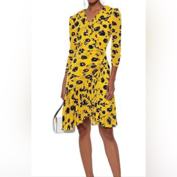 Diane Von Furstenberg Dresses & Skirts - Diane Von Furstenberg DVF Paloma Yellow Floral Ruffled Strech-Mesh Wrap Dress